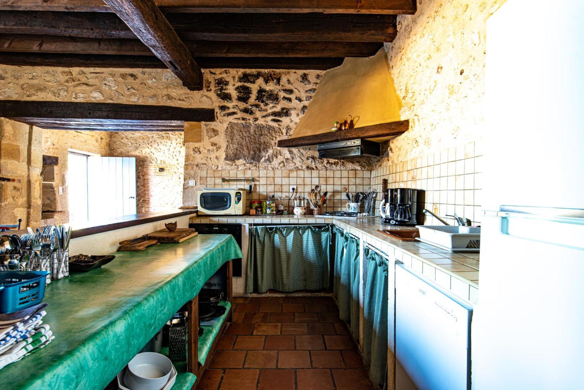 Вилла Refuge De Perreau Saint-Michel-de-Montaigne Экстерьер фото